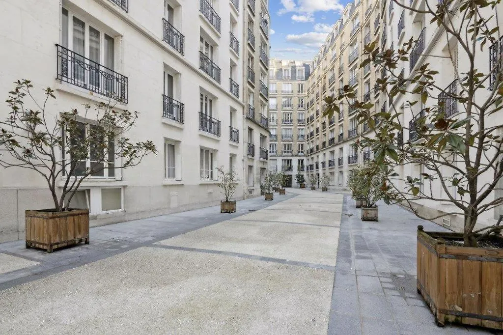 Proche Roland-garros Au Coeur Quartier D'auteuil Apartment